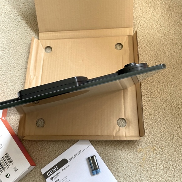 New! Digital LED Glass Bathroom Scale - Picture 9 of 11